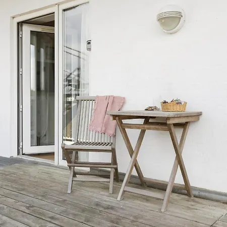 Дом отдыха 1 Bedroom Gorgeous In