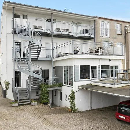 1 Bedroom Gorgeous In Prázdninový dům *